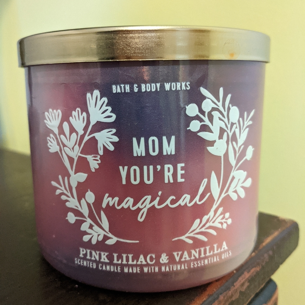 Bath & Body Works 3 Wick Candle Pink Lilac and Vanilla